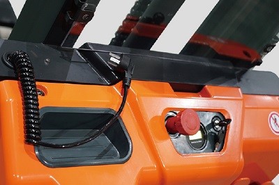 Elektrický vysokozdvižný vozík CDD1532Mn-PSE 1,5t/3,2m (el. pojezd i zdvih)